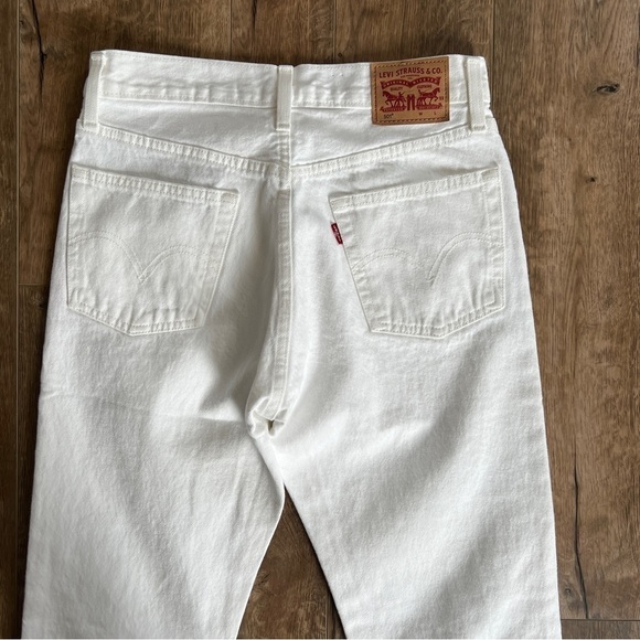 Levi’s High Rise Distressed White Denim Raw Hem Straight Leg Jeans - Picture 6 of 8